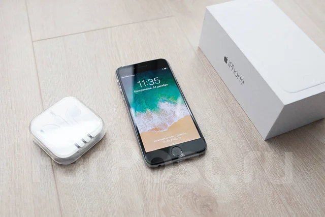 Apple iPod touch 6. ����