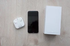 Apple iPod touch 6. ����