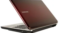 Samsung R530. 15.6", 2,3����, ��� 4 ��, ���� 250���, WiFi: 1, Bluetooth: 1, ����������� �� 3��. ����