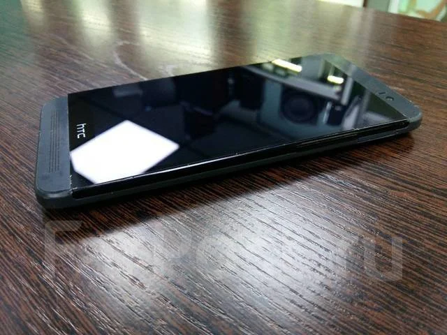 HTC One E8 Dual Sim. �/� ����