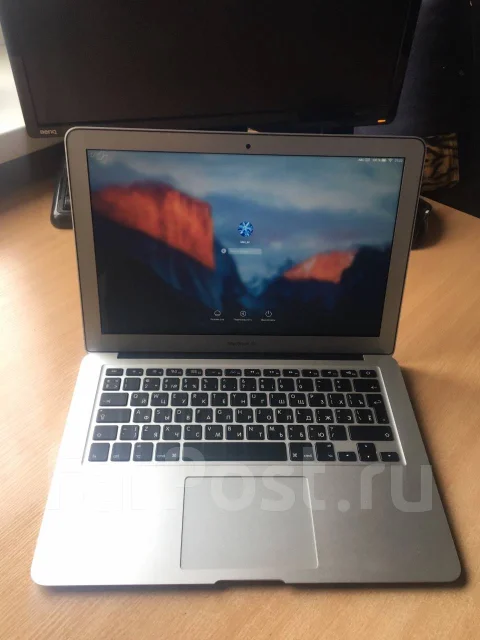 Apple MacBook Air 13 2015 Early MJVE2. 13.3", ��� 8 ��, ���� 128���, WiFi: 1, Bluetooth: 1, ����������� �� 8��. ����