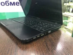 Toshiba. 15.6", 2,2����, ��� 2048 ��, ���� 500���, WiFi, Bluetooth, ����������� �� 2��.