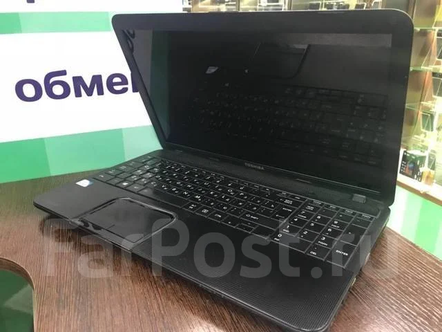 Toshiba. 15.6", 2,2����, ��� 2048 ��, ���� 500���, WiFi: 1, Bluetooth: 1, ����������� �� 2��. ����
