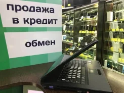 Samsung R70. 15.4", 2,2����, ��� 2048 ��, ���� 320���, WiFi, Bluetooth, ����������� �� 1��.