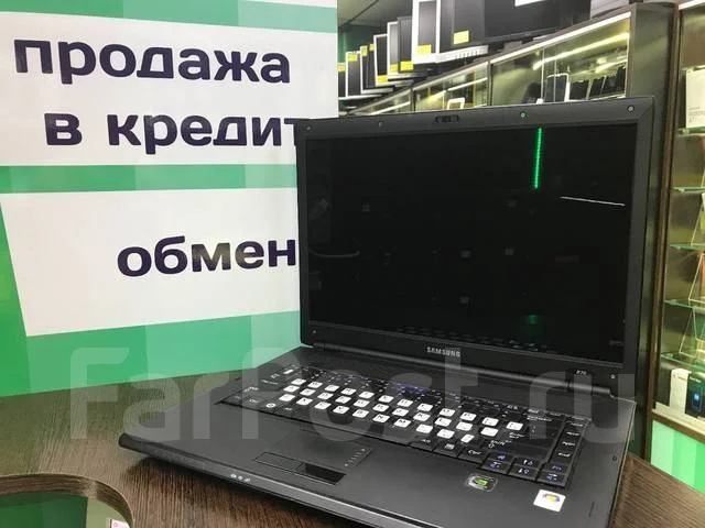 Samsung R70. 15.4", 2,2����, ��� 2048 ��, ���� 320���, WiFi: 1, Bluetooth: 1, ����������� �� 1��. ����