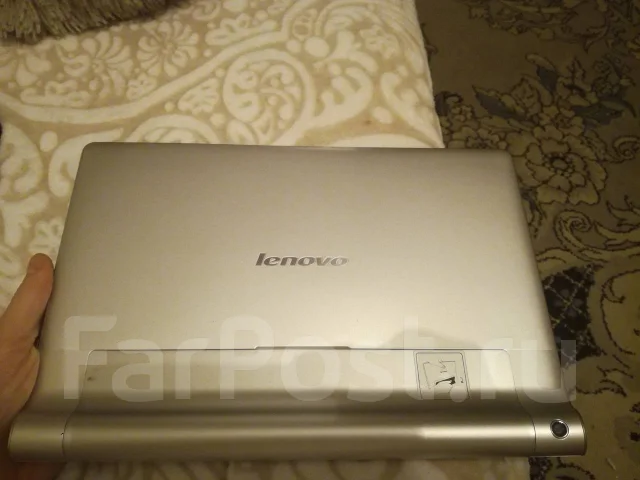 Lenovo Yoga Tablet 10 ����