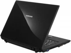 Samsung R70. 15.4", 2,2����, ��� 2048 ��, ���� 320���, WiFi: 1, Bluetooth: 1, ����������� �� 1��. ����