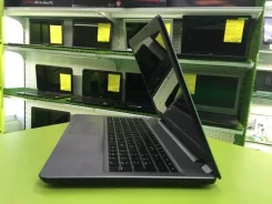 DEXP Atlas. 15.6", 1,9����, ��� 4 ��, ���� 500���, WiFi, Bluetooth, ����������� �� 2��.