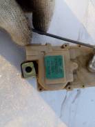 Актуатор двери багажника. Nissan Pathfinder, R50 Nissan Terrano, LR50, LUR50, PR50, R50, RR50, TR50 Nissan Terrano Regulus, JLR50, JLUR50, JRR50, JTR5...