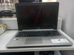 Asus K501UX. 17", 2,8����, ��� 6 ��, ���� 1 000���, WiFi, Bluetooth, ����������� �� 12��.