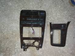 Консоль панели приборов. Toyota Mark II, GX90, JZX90, JZX90E, JZX91, JZX91E, JZX93, LX90, LX90Y Toyota Cresta, GX90, JZX90, JZX91, JZX93, LX90 Toyota...