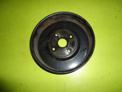 Шкив помпы. Mitsubishi Pajero, V75W Двигатель 6G74