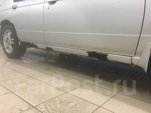 Nissan Bluebird. ��������, 4wd, 1.8 (125��.�.), ������, 200 000����. �� ����