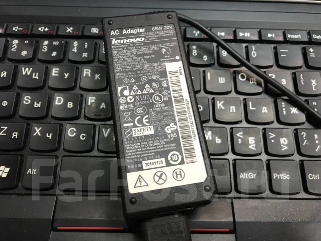 Lenovo ThinkPad Edge. 13.3", 1 300����, ��� 2048 ��, ���� 250���, WiFi: 1, Bluetooth: 1 ����