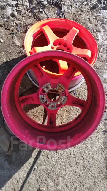 URAS. 8.0x17", 5x114.3, ET30 ����