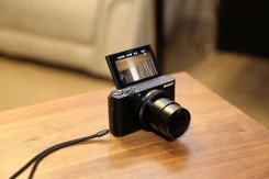 Sony Cyber-shot DSC-RX100 V. 20 � ����� ��, ���: 3� ����