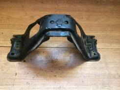Крепление автомата. Toyota Lite Ace Noah, KR52, SR50, SR50G Toyota Town Ace Noah, KR52, SR50, SR50G Двигатели: 3SFE, 7KE
