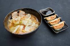 Доставка блюд японской кухни от ресторана "Ginza", для Вас