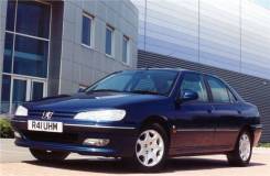 Стекло противотуманной фары. Peugeot 406