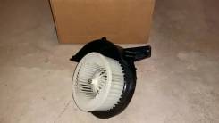 Мотор печки. Seat Toledo, KG3 Seat Ibiza, 6J1, 6J5, 6J8, 6L1 Seat Cordoba, 6L2, 6L5 Skoda Rapid, NH1, NH3 Skoda Roomster, 5J7 Skoda Fabia, 542, 545, 5...