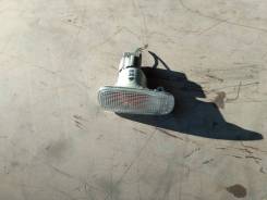 Поворотник (повторитель поворота) Toyota Prius NHW20. Toyota: Crown, Echo, Yaris Verso, Altezza, Funcargo, Yaris, Echo Verso, Wish, Land Cruiser, Priu...