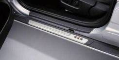 Накладки на пороги. Skoda Octavia, 1Z3, 1Z5, 933 Двигатели: AZV, BCA, BGU, BJB, BKC, BKD, BLF, BLR, BLS, BLX, BLY, BMM, BMN, BSE, BSF, BUD, BVX, BVY...