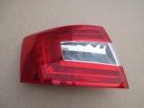Стоп-сигнал. Skoda Octavia, 5E, 5E5 Двигатели: CHHB, CHPA, CHPB, CJSA, CJSB, CJZA, CKFC, CRMB, CRVC, CSJB, CWVA, CZDA