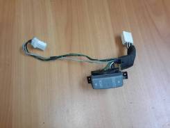 Кнопка люка. Toyota Ipsum, CXM10, CXM10G, SXM10, SXM10G, SXM15, SXM15G Toyota Gaia, CXM10, CXM10G, SXM10, SXM10G, SXM15, SXM15G Toyota Picnic, CXM10...