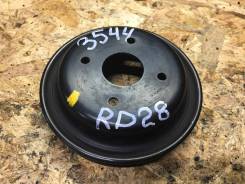 Шкив помпы. Nissan Skyline, SR31 Nissan Laurel, C32, SC33, SJC32 Nissan Cedric, CUY31, TUJY31, UJY31, UY30, UY31, VUY30, WUY30 Nissan Gloria, CUY31, T...