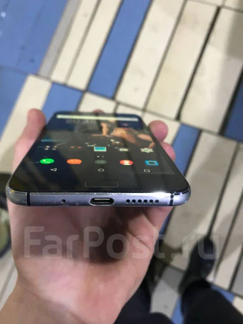 ZUK Z1. �/� ����