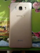 Samsung Galaxy J5. �/�