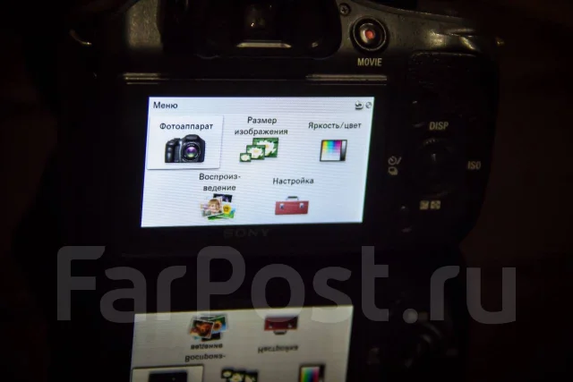 Sony Alpha ILCE-3000 Kit. 20 � ����� ��, ���: 14� � ����� ����