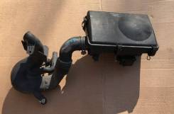 Корпус воздушного фильтра. Toyota Prius, NHW11