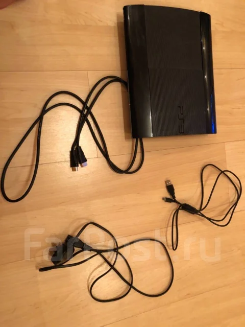 Sony PlayStation 3 Slim ����