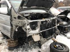 Передняя часть автомобиля. Nissan Ambulance, ALE50, ALWE50, ATE50, ATWE50, FLGE50, FLWGE50, FPGE50, FPWGE50 Nissan Elgrand, ALE50, ALWE50, APE50, APWE...