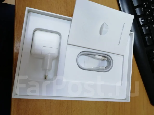 Apple iPad mini 4 ����