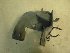 Крепление автомата. Mitsubishi Lancer, CB8A, CB8AR Mitsubishi Mirage, CB8A, CB8AR Mitsubishi Libero, CB8V, CB8W Двигатель 4D68