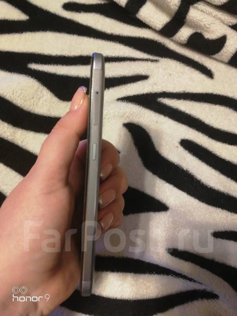ZTE Blade V7 Lite. �/� ����