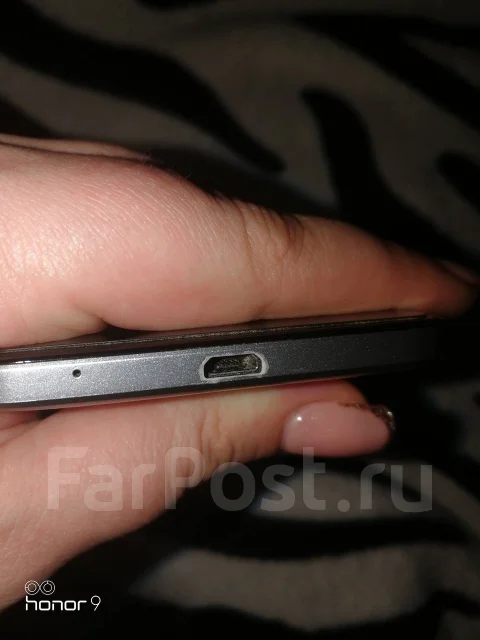 ZTE Blade V7 Lite. �/� ����