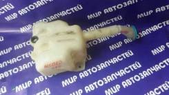 Бачок стеклоомывателя. Honda Accord, CF4