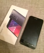 Asus ZenFone Selfie. �/�