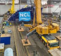 Liebherr LTM 11200-9.1. Liebherr LTM 11200 - 9.1, 16 200 куб. см., 120 000 кг., 114,00 м.