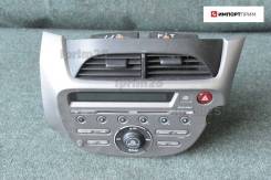 Магнитофон Honda FIT