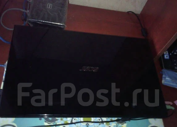 Acer Aspire V3-771G. ��� 8 ��, ���� 750��� ����
