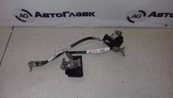 Клемма. Toyota: Premio, Allion, Wish, Auris, Corolla Axio, Avensis, Corolla Fielder, Isis, Corolla, Verso, Corolla Rumion Двигатели: 1NZFE, 2ZRFAE, 2Z...