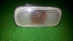 Повторитель поворота в крыло. Nissan: Wingroad, Primera Camino, Skyline, Bluebird Sylphy, Silvia, Cedric, Serena, Stagea, Gloria, Primera, AD, Sunny Д...