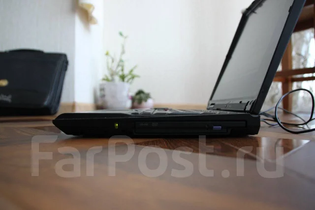 IBM ThinkPad. 14.1", 1,9����, ��� 768 ��, ���� 40���, Bluetooth: 1, ����������� �� 2��. ����