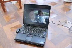 IBM ThinkPad. 14.1", 1,9����, ��� 768 ��, ���� 40���, Bluetooth: 1, ����������� �� 2��. ����