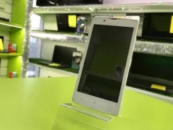 Lenovo A2010. �/� ����