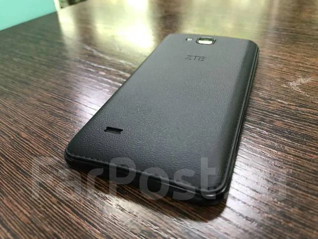 ZTE Blade A5. �/� ����